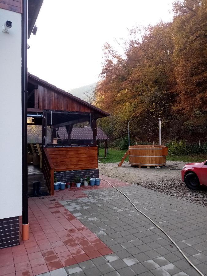 فندق Livada Amely Gales المظهر الخارجي الصورة